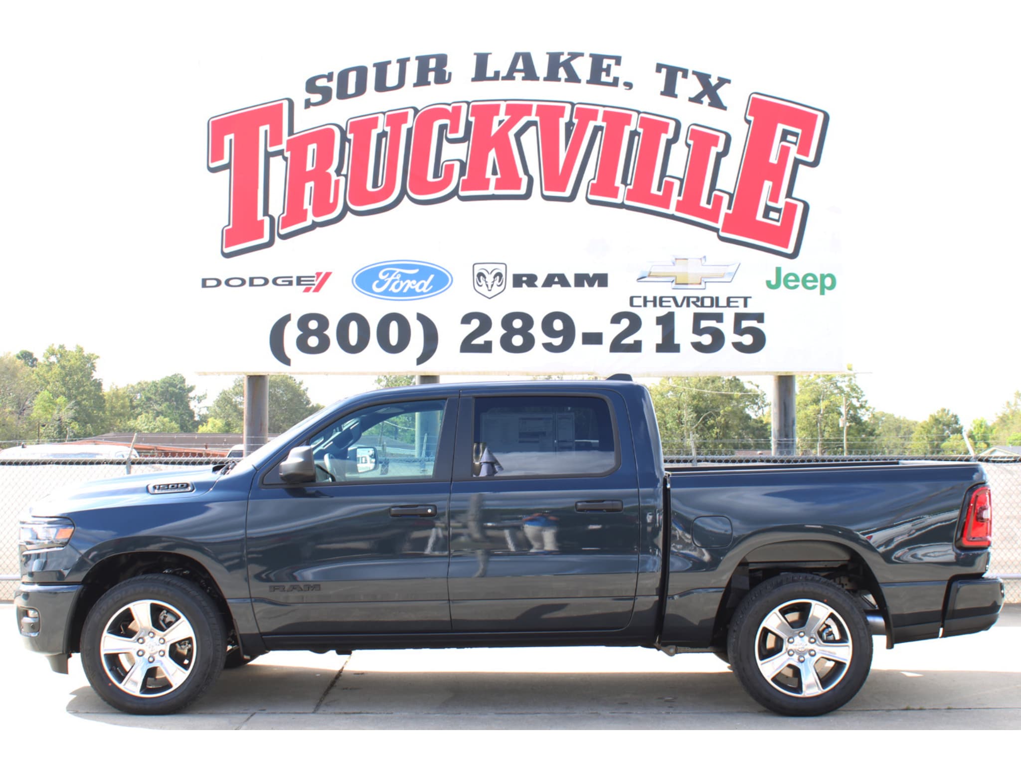 2027 RAM 1500 Pickup Express