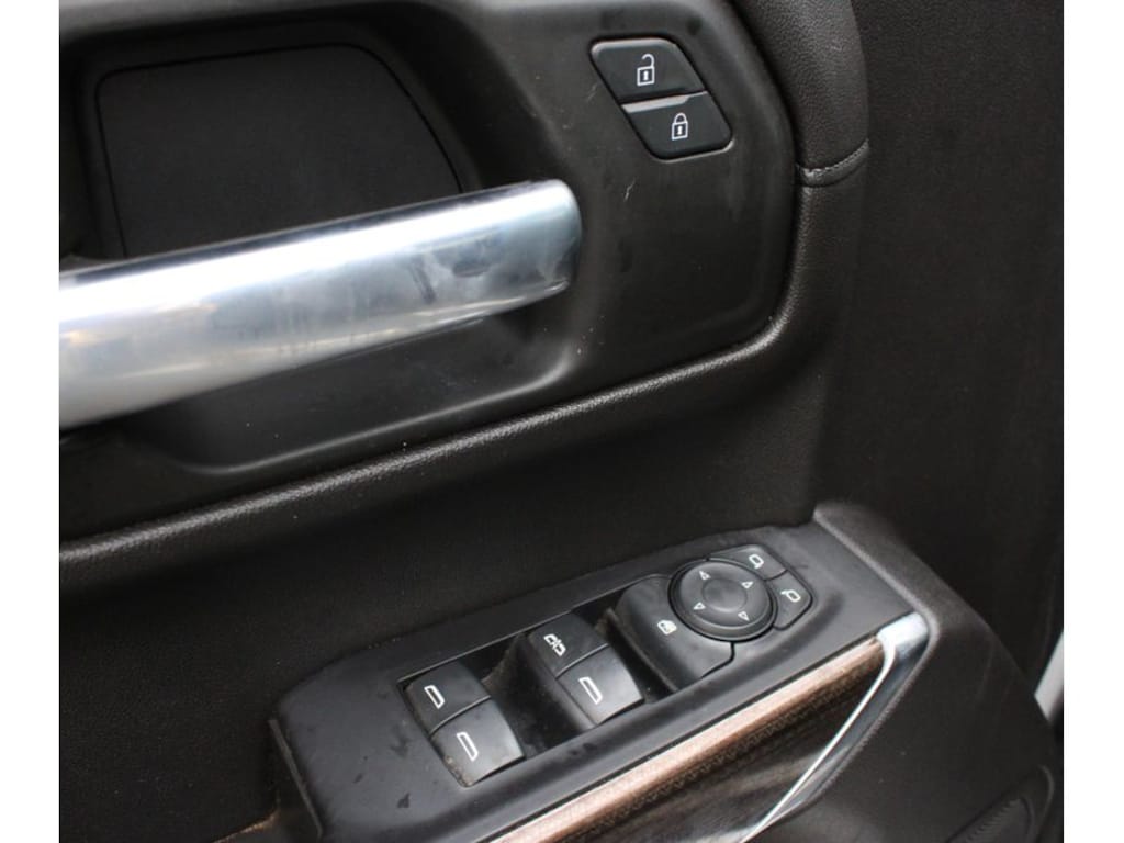 Used 2021 Chevrolet Silverado LT Crew Cab