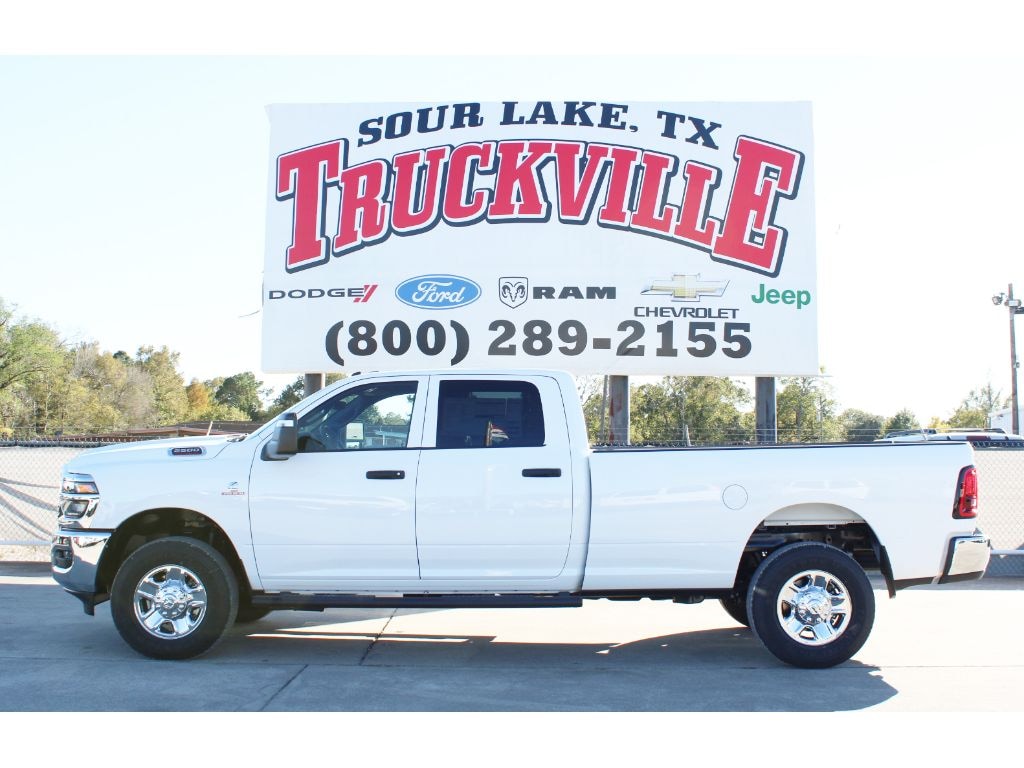 New 2026 Ram 2500 TRADESMAN CREW CAB 4X4 8' BOX Pickup