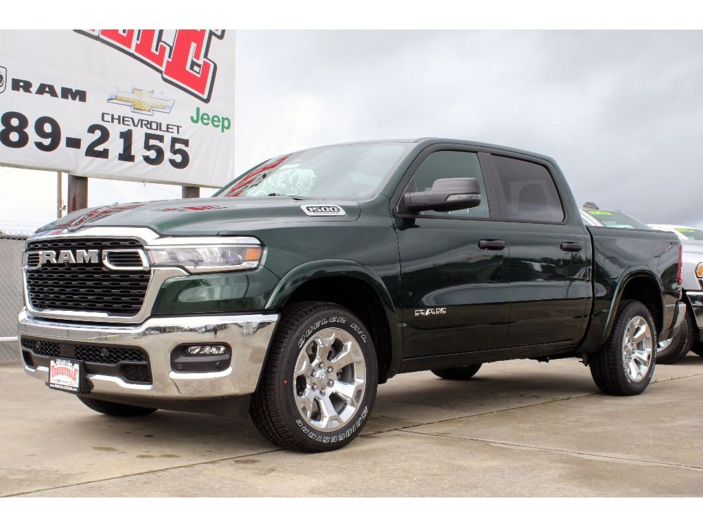 New 2026 Ram 1500 LONE STAR CREW CAB 4X2 5'7 BOX Pickup