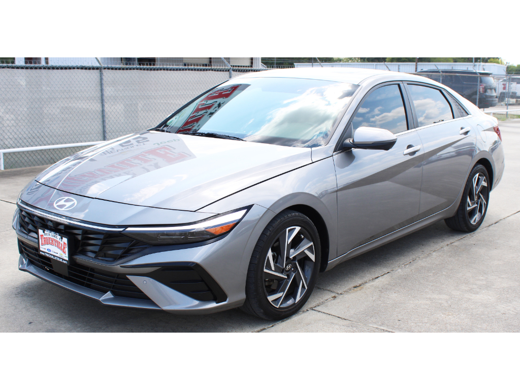 Used 2024 Hyundai Elantra Limited Sedan