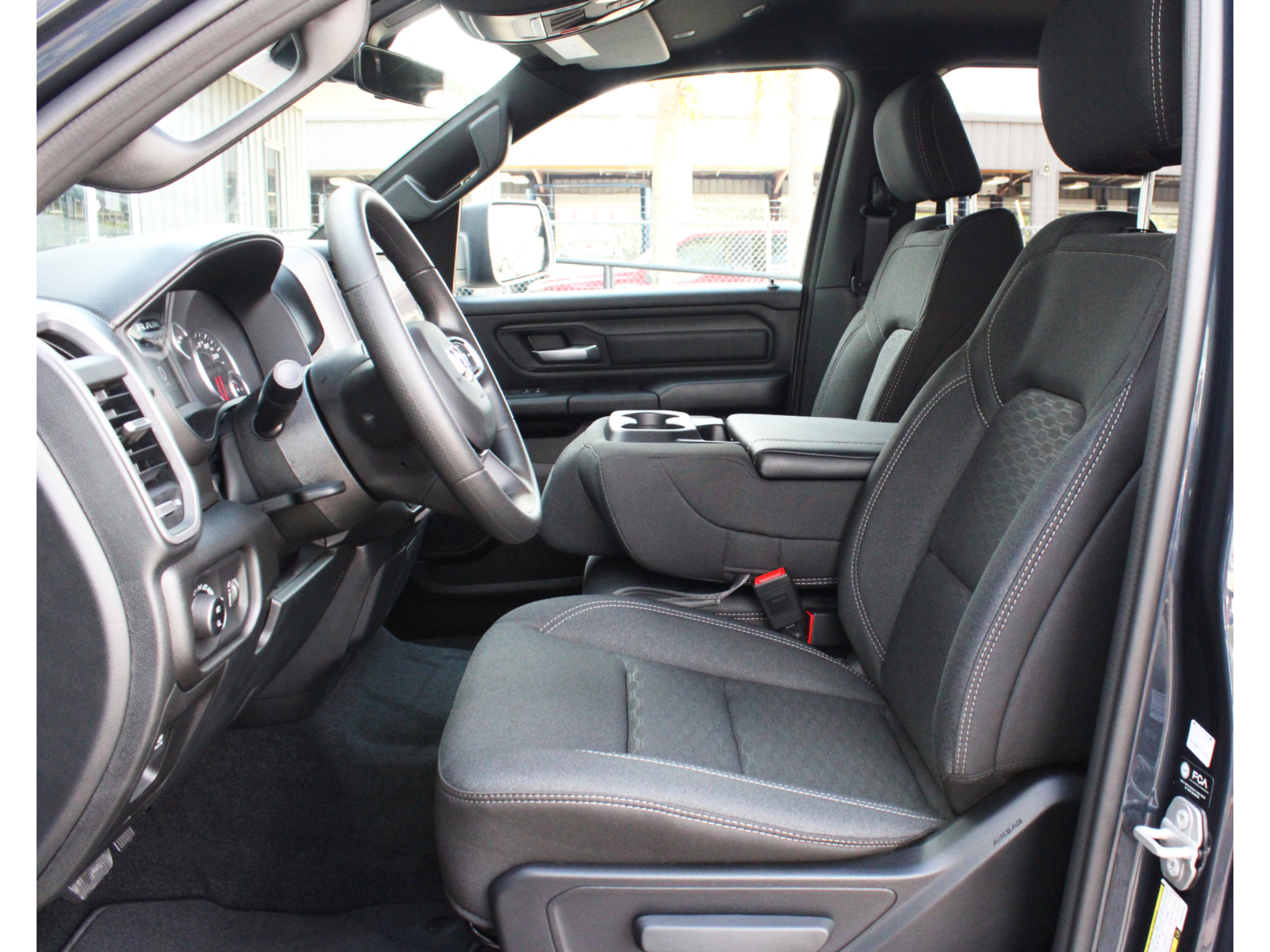 New 2027 Ram 1500 EXPRESS CREW CAB 4X2 5'7 BOX Pickup
