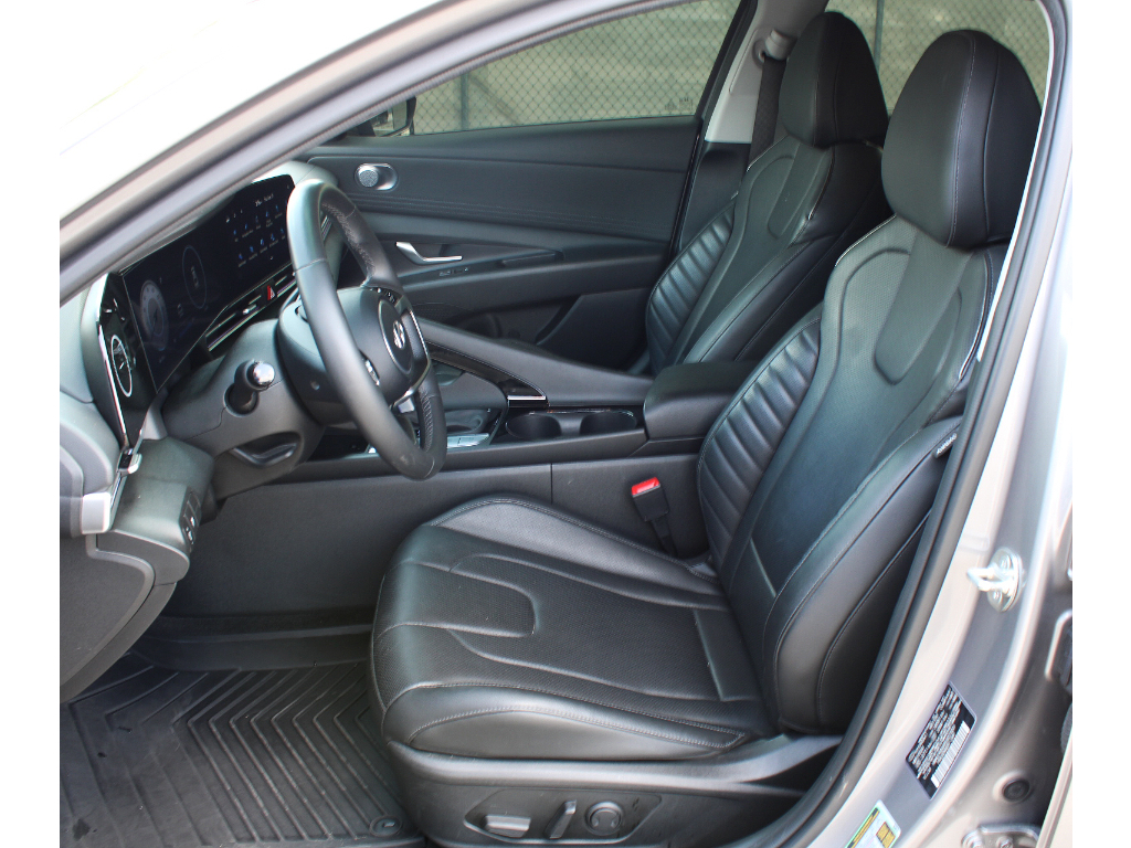 Used 2024 Hyundai Elantra Limited Sedan