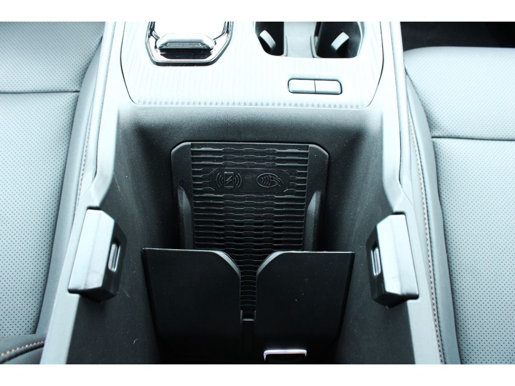 2026 Jeep Cherokee Limited - Photo 14