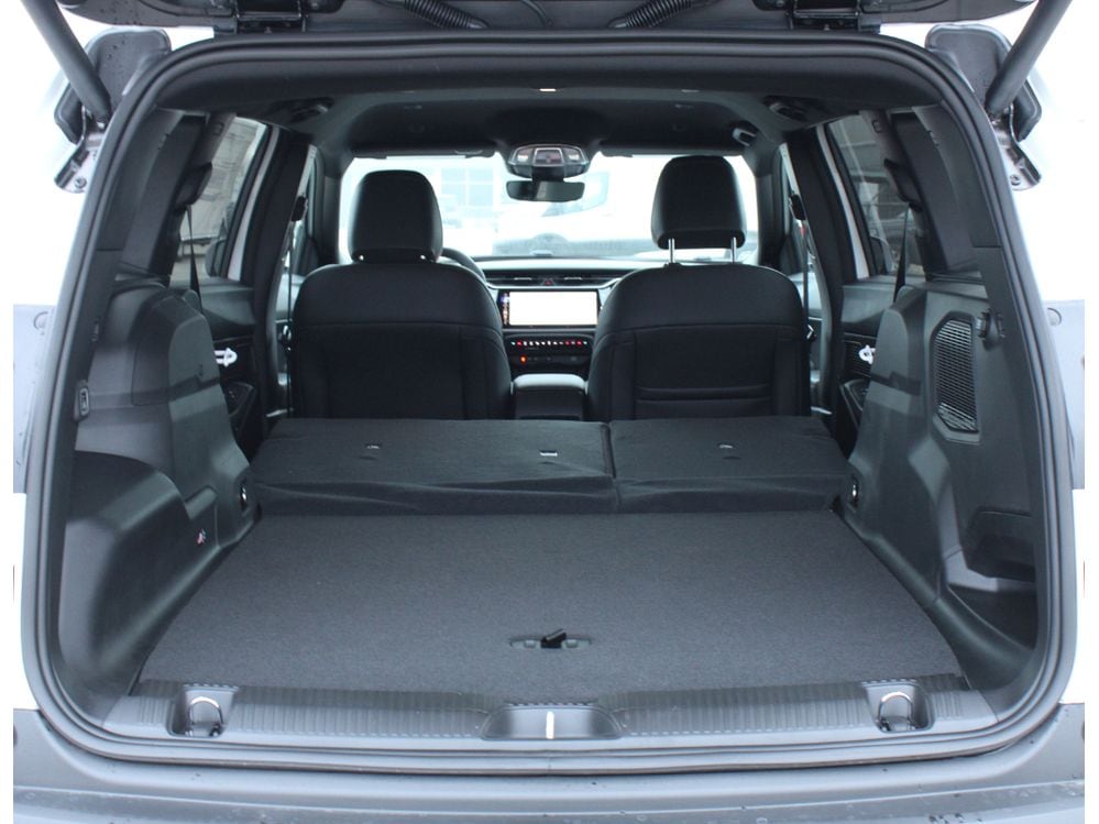 2026 Jeep Cherokee Limited - Photo 21