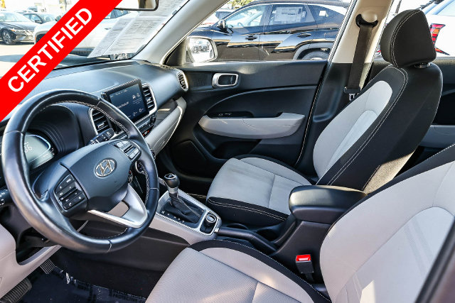 2025 Hyundai Venue SEL - Photo 20