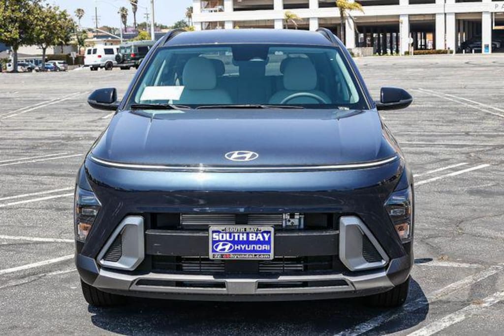 New 2026 Hyundai Kona SEL Premium FWD SUV