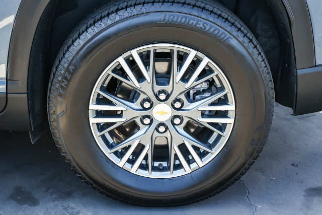 2025 Chevrolet Traverse LT - Photo 7