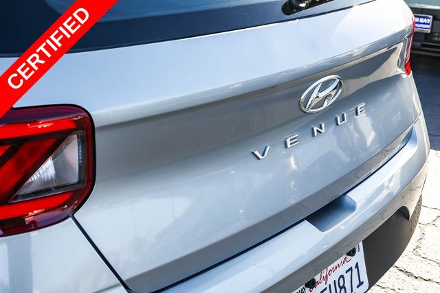 2025 Hyundai Venue SEL - Photo 7