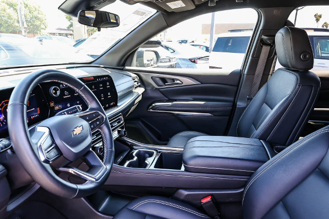 2025 Chevrolet Traverse LT - Photo 19