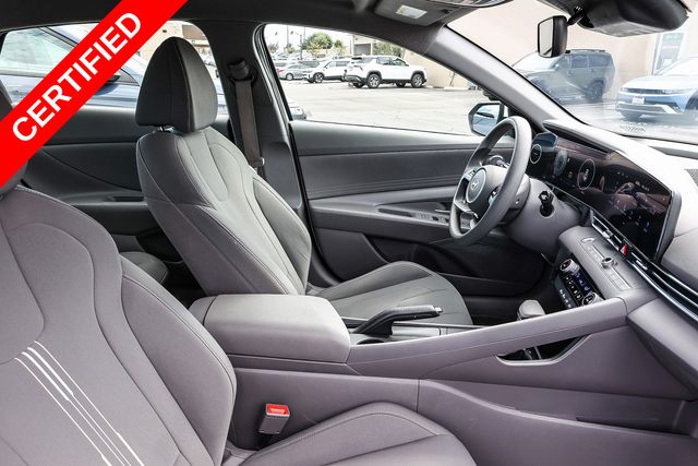 2024 Hyundai Elantra SEL - Photo 14