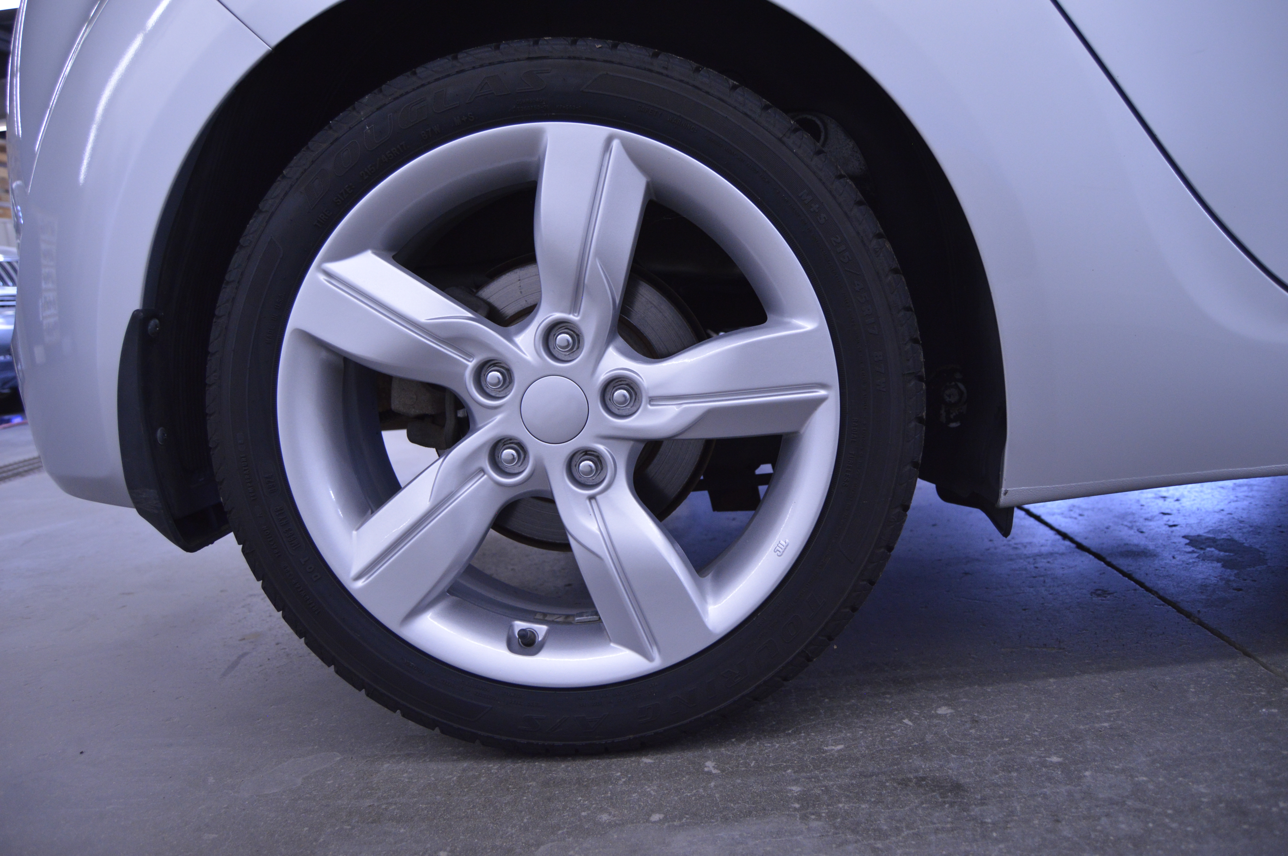2012 Hyundai Veloster Base - Photo 22
