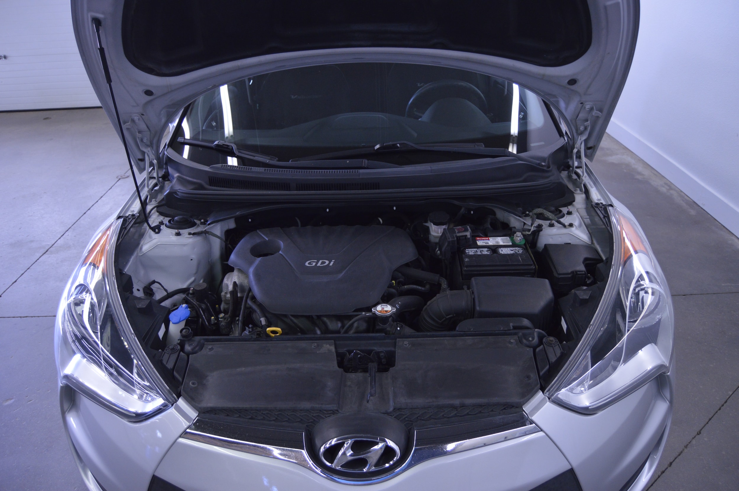 2012 Hyundai Veloster Base - Photo 17