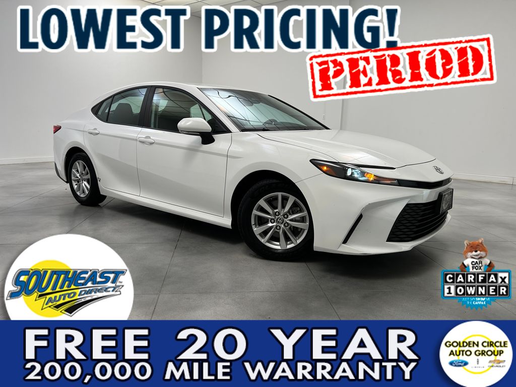 2025 Toyota Camry SE