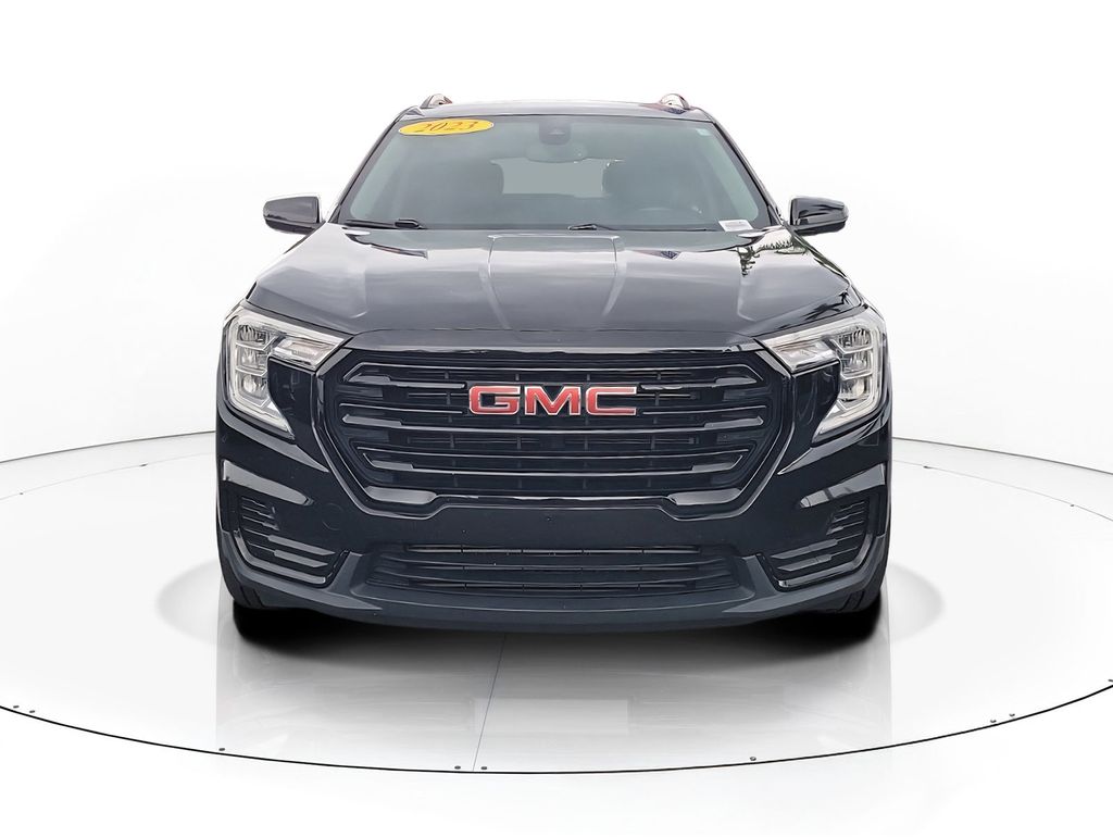 Used 2023 GMC Terrain SLE SUV