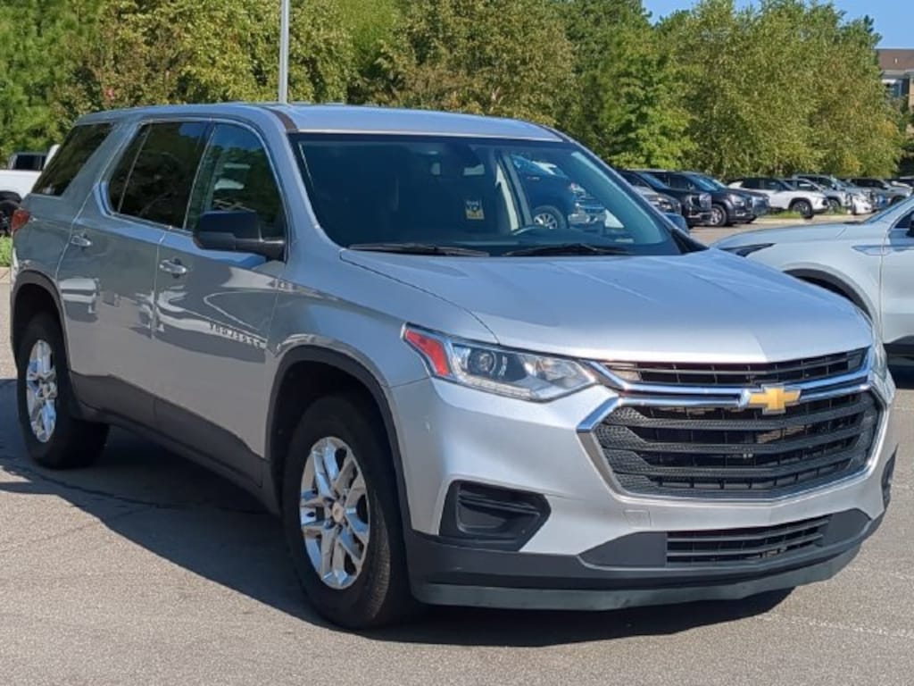 Used 2021 Chevrolet Traverse LS SUV