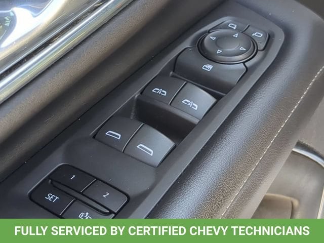 2023 Chevrolet Suburban LT - Photo 23