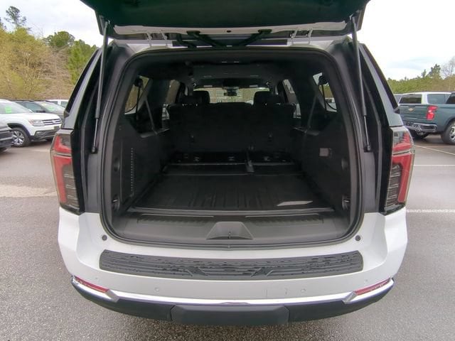 2026 Chevrolet Suburban LS - Photo 35