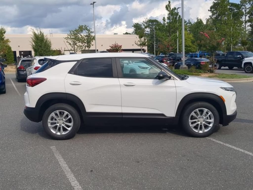 New 2026 Chevrolet Trailblazer LS SUV