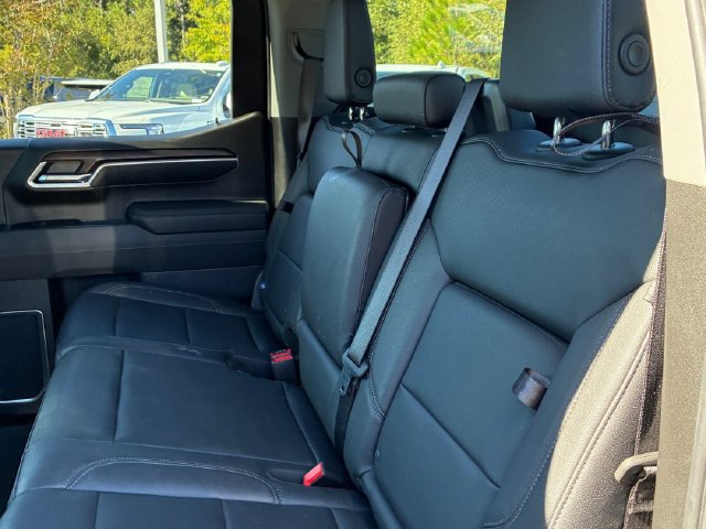 2026 GMC Sierra 1500 SLT - Photo 21