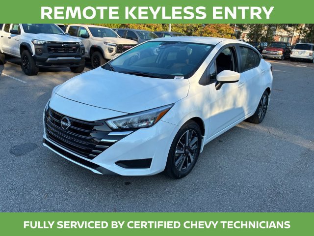 2025 Nissan Versa Sedan SV - Photo 12