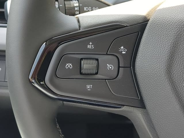 2027 Chevrolet Bolt RS - Photo 21
