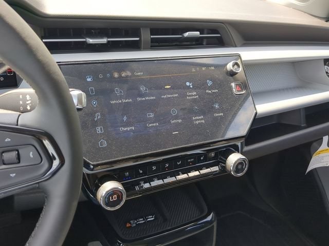 2027 Chevrolet Bolt RS - Photo 25