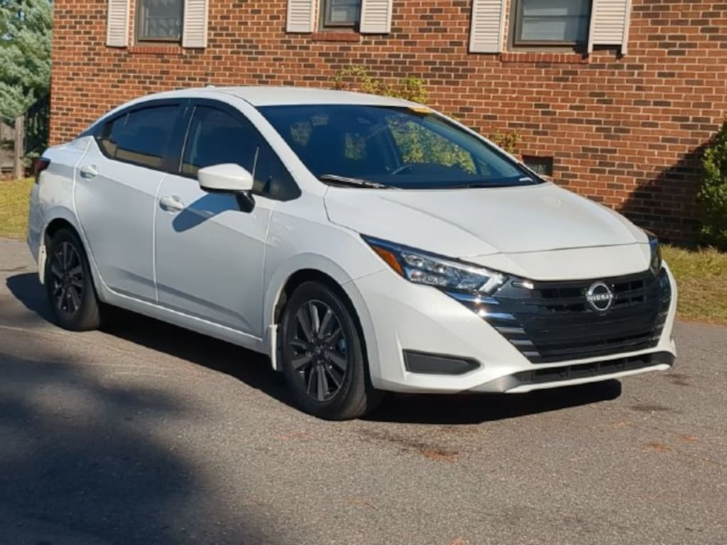 Used 2025 Nissan Versa 1.6 SV Sedan