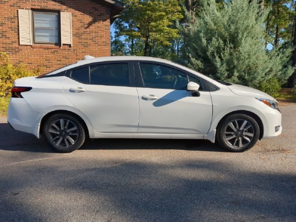 Used 2025 Nissan Versa 1.6 SV Sedan