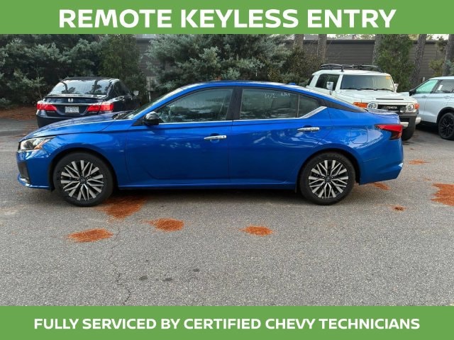 2025 Nissan Altima SV - Photo 12