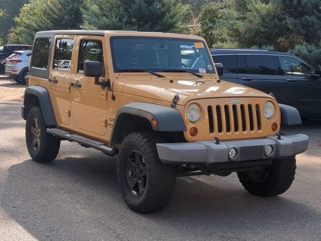 Used 2013 Jeep Wrangler Unlimited Sport SUV