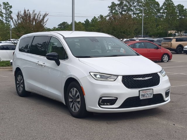 Used 2024 Chrysler Pacifica Hybrid Select Van Passenger Van