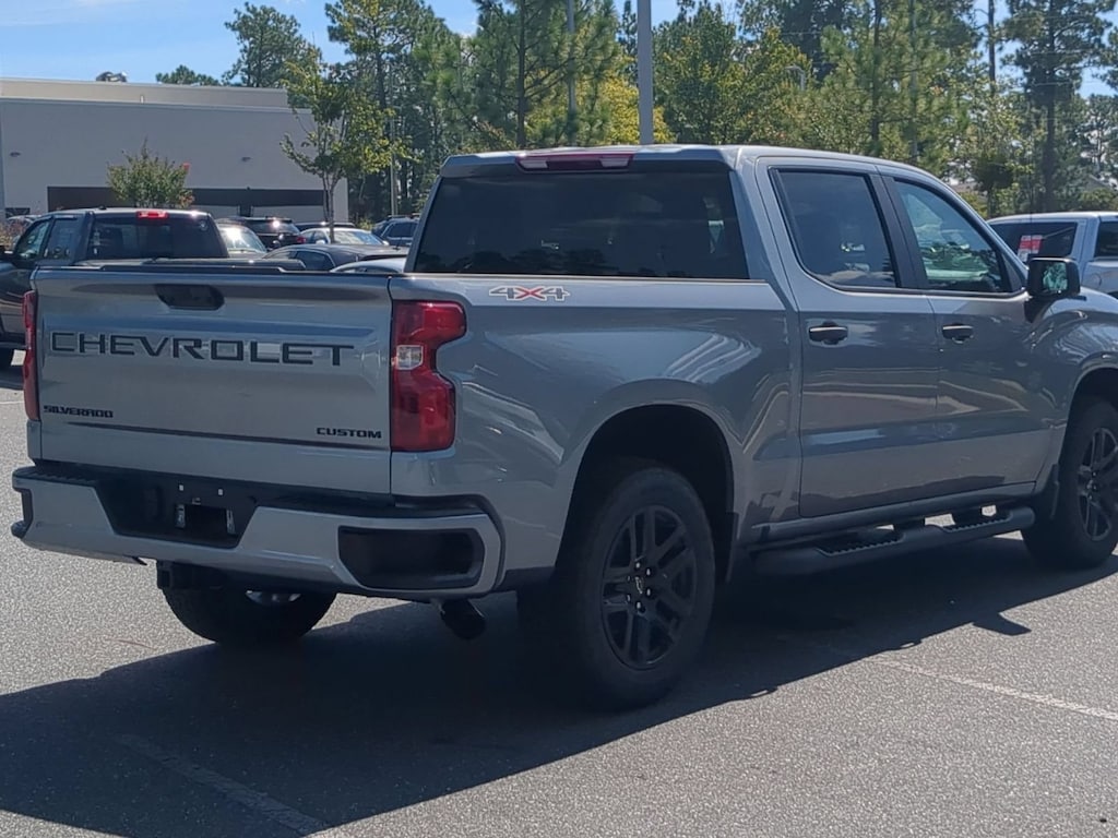 New 2026 Chevrolet Silverado 1500 Custom Truck Crew Cab