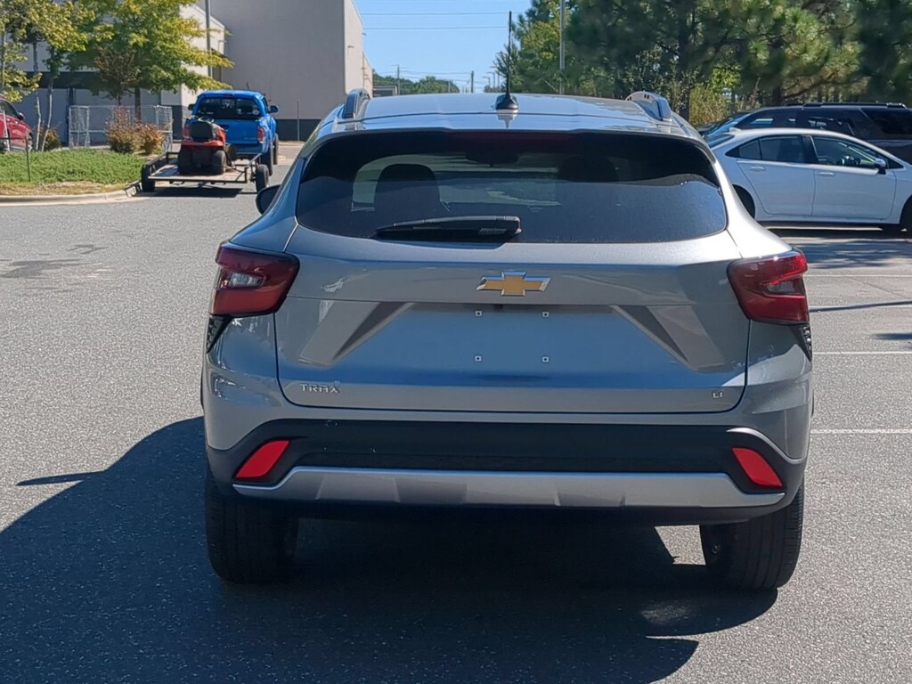 New 2026 Chevrolet Trax LT SUV