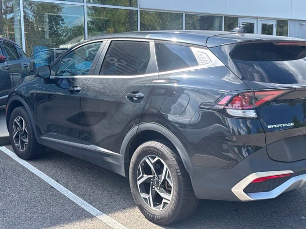 Used 2023 Kia Sportage LX SUV