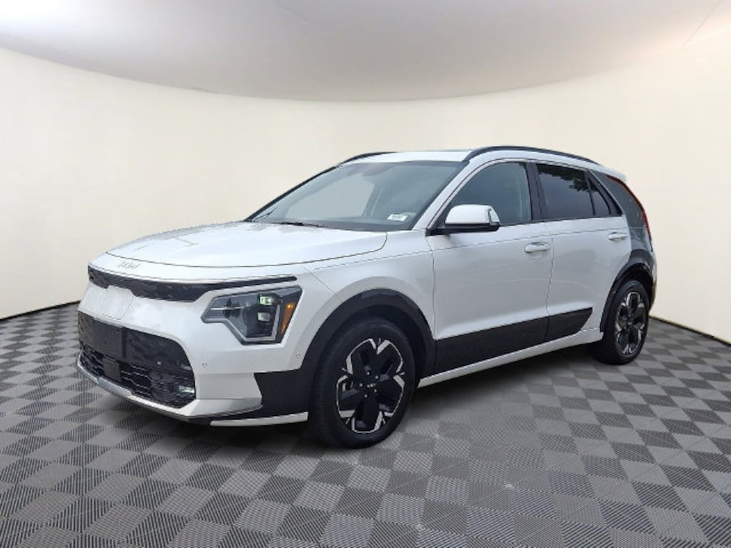 Certified 2023 Kia Niro EV Wave SUV