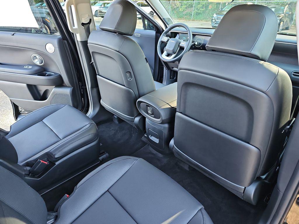 2026 Hyundai Palisade Limited - Photo 11