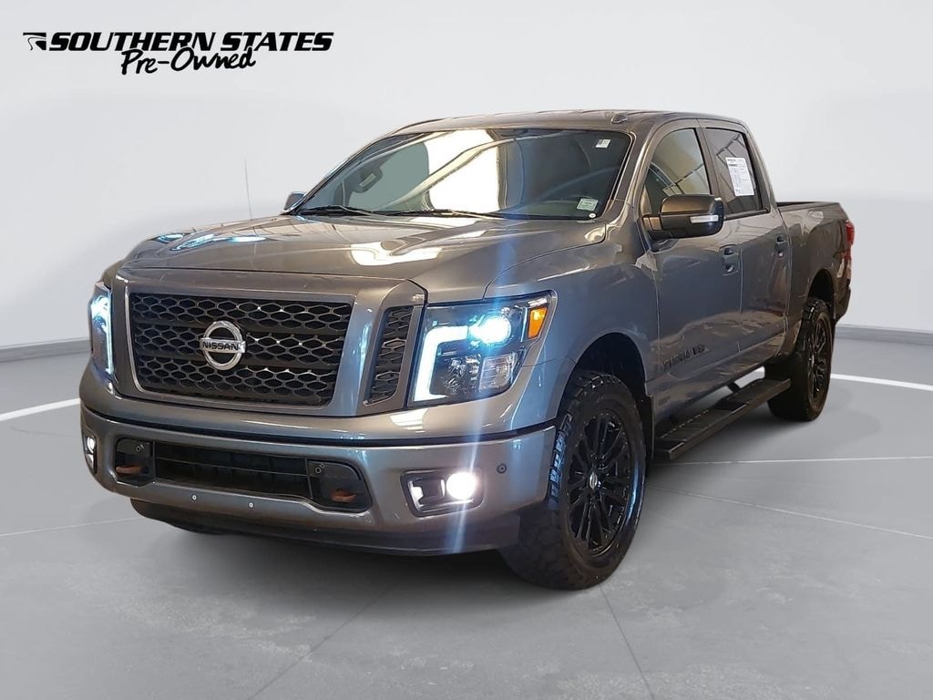 Used 2018 Nissan Titan SV Truck
