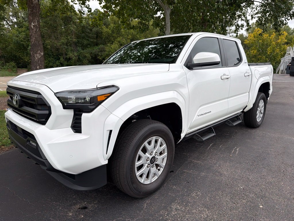 Used 2024 Toyota Tacoma SR5 Truck