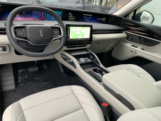 2026 Lincoln Nautilus Premiere - Photo 17