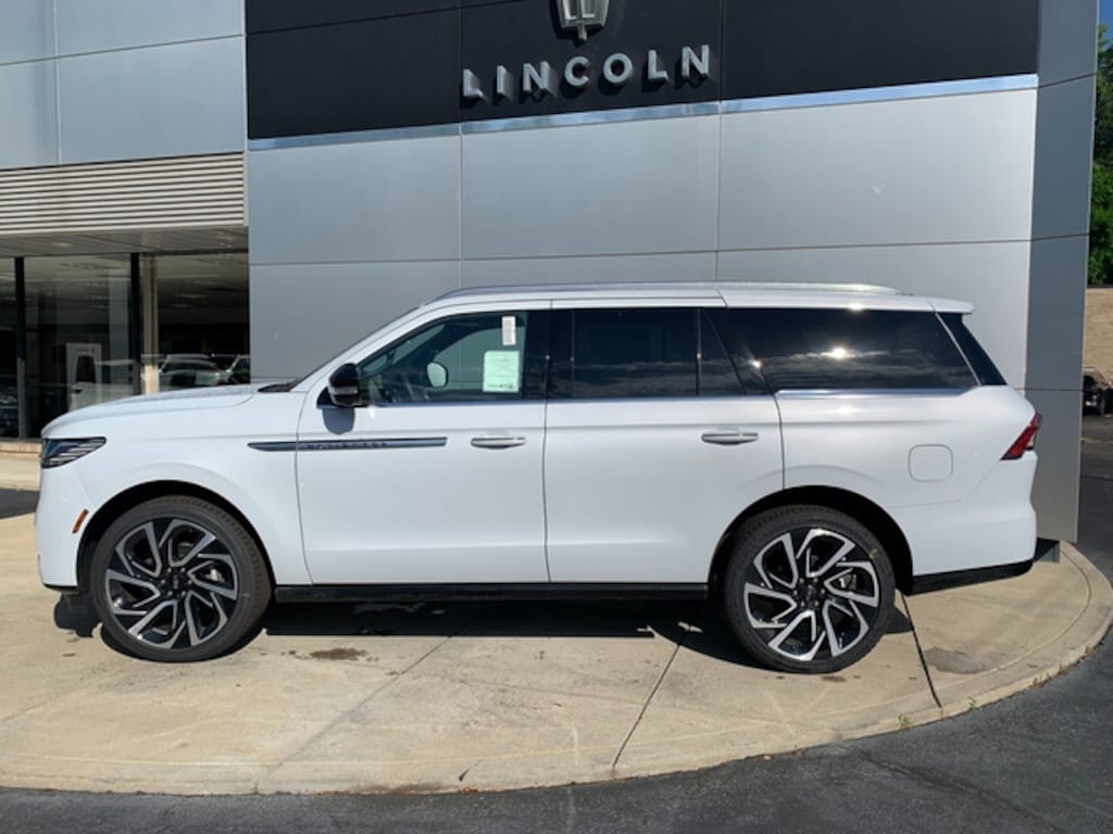 New 2026 Lincoln Navigator Reserve SUV