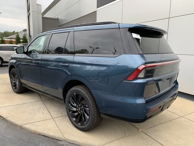 New 2027 Lincoln Navigator SUV
