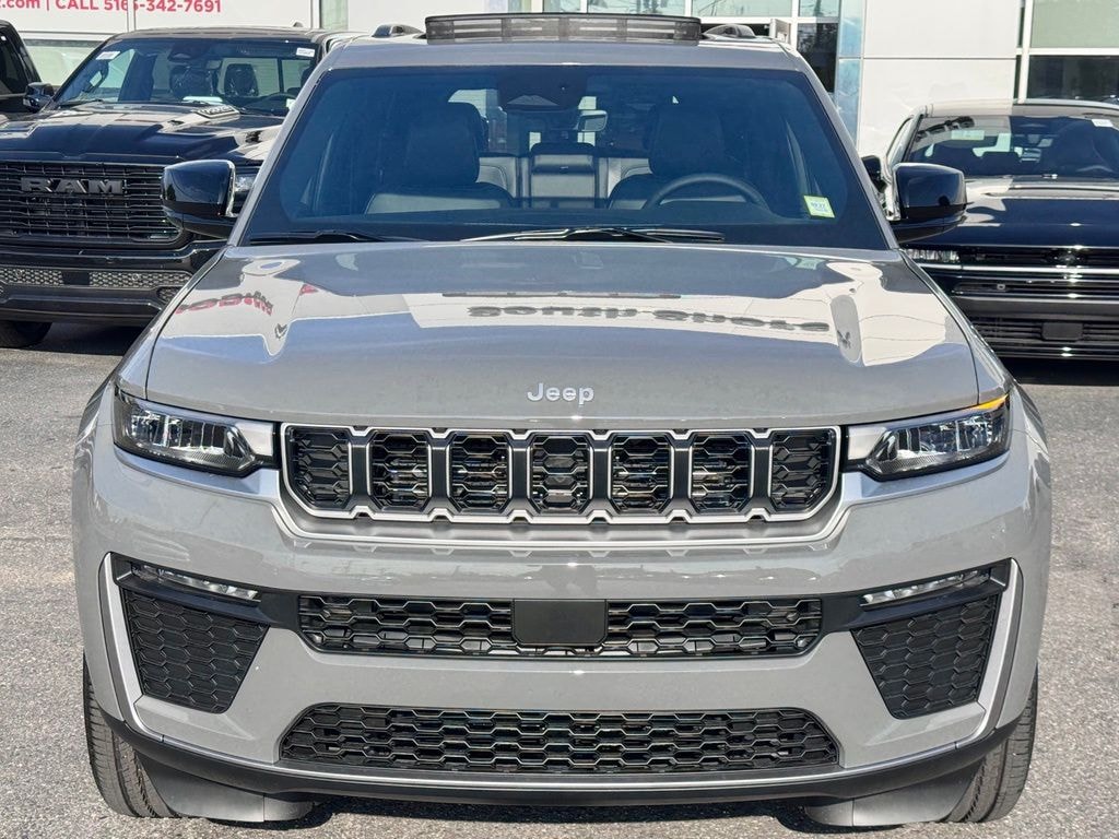 New 2027 Jeep Grand Cherokee Limited Sport Utility