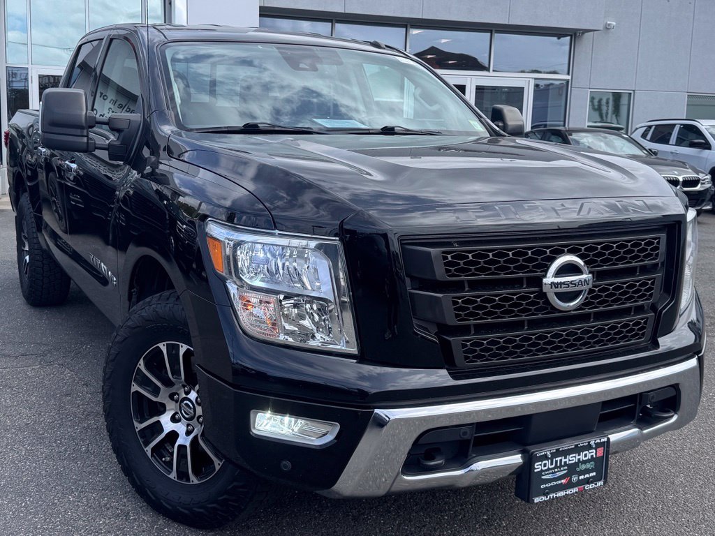  Nissan Titan