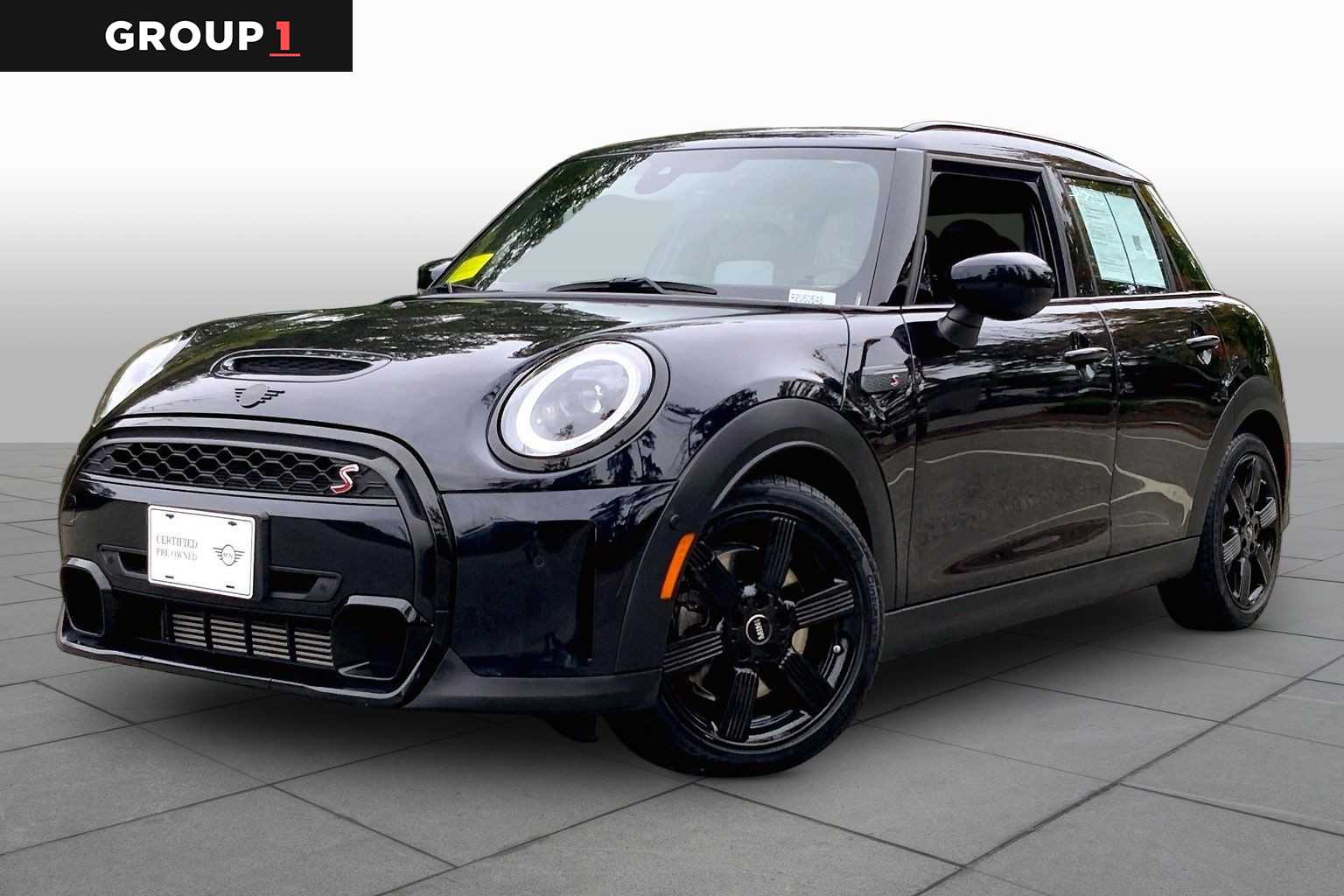 2024 MINI Hardtop 4 Door