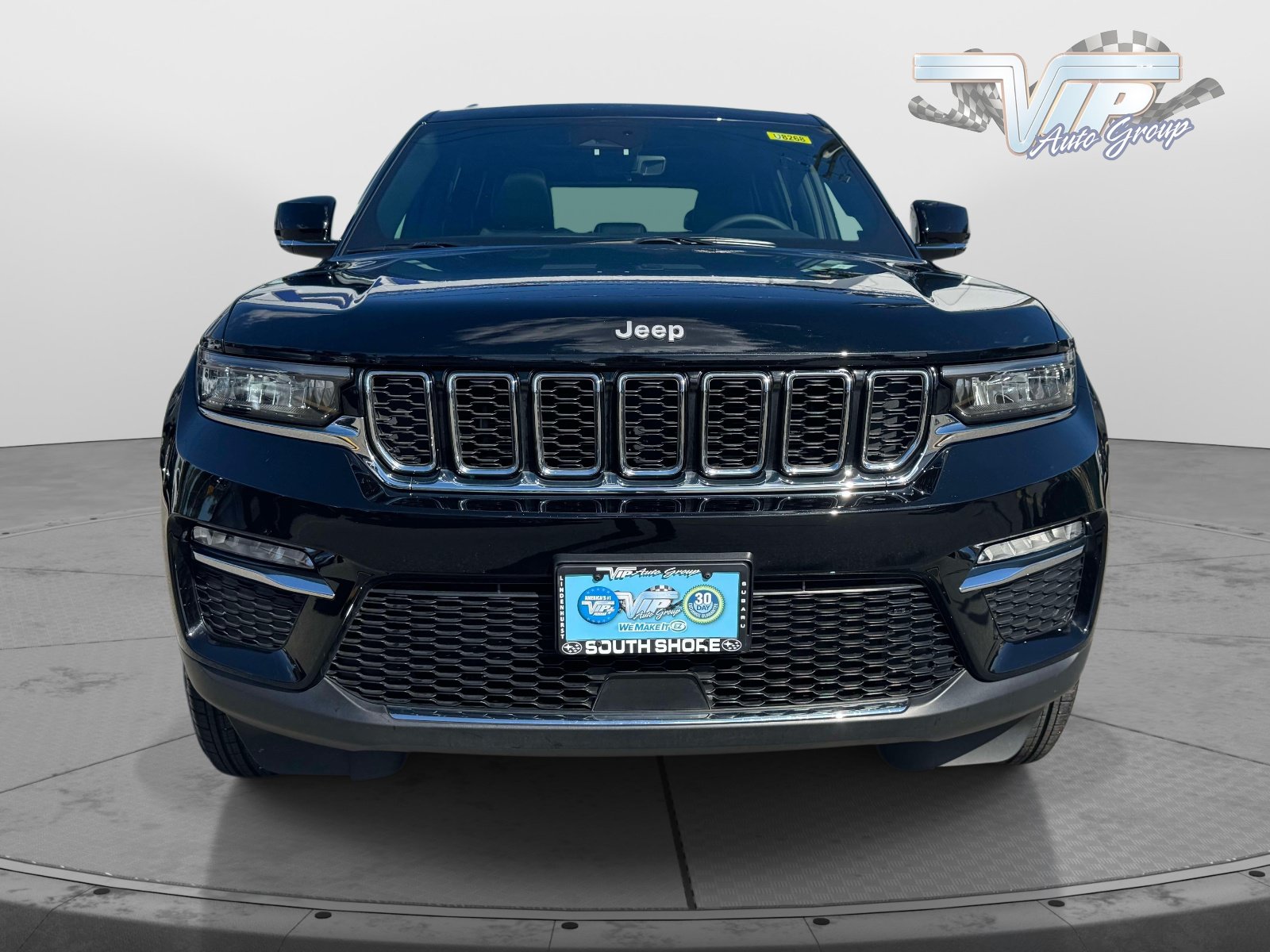 Used 2025 Jeep Grand Cherokee Limited SUV