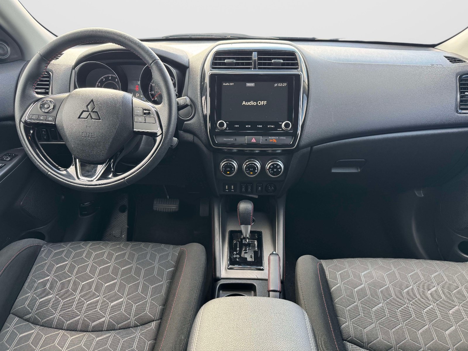Used 2024 Mitsubishi Outlander Sport 2.0 LE SUV