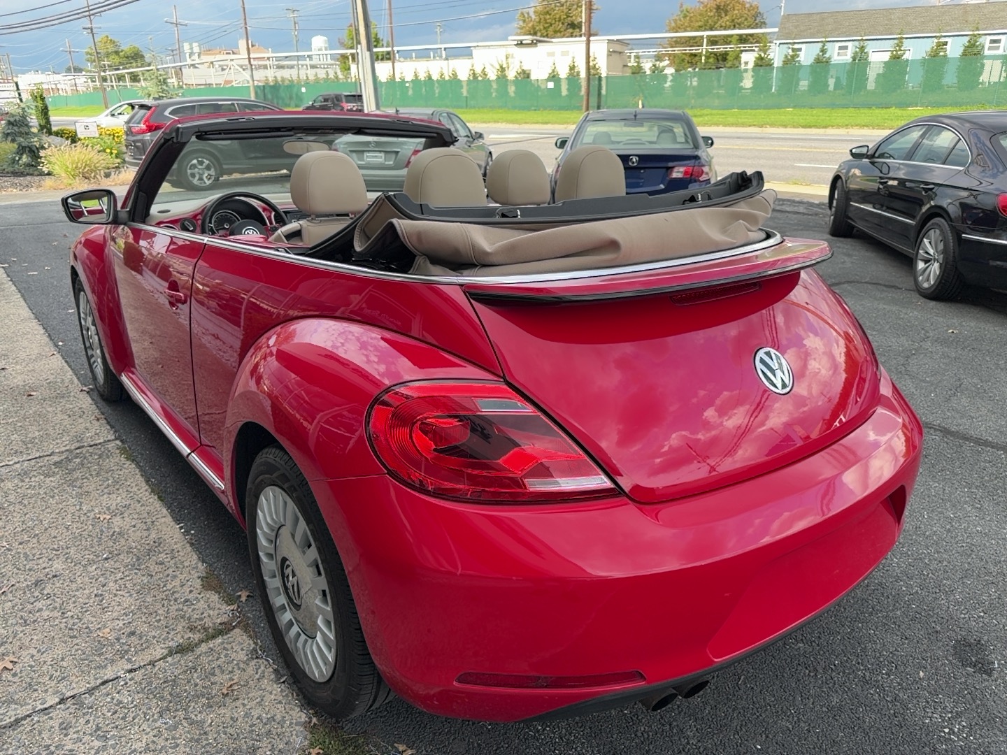 Used 2015 Volkswagen Beetle Convertible 1.8T w/PZEV Convertible