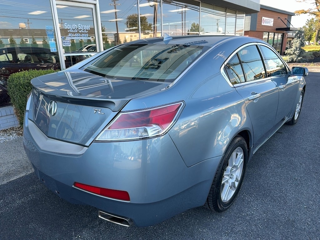 Used 2009 Acura TL 3.5 w/Technology Package Sedan