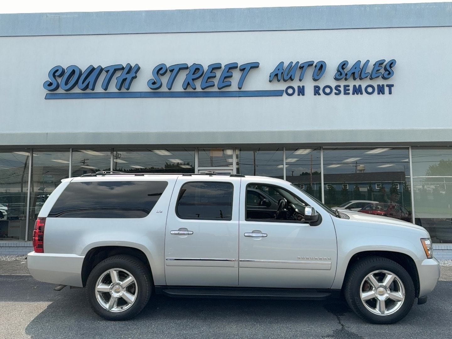 2014 Chevrolet Suburban